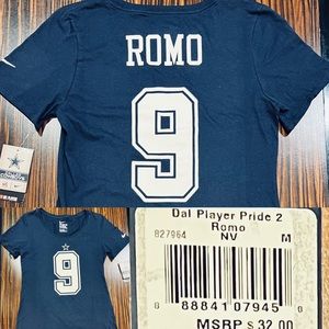 NWT Nike Dallas Cowboys Tony Romo Low Neck Faux Stitch Women’s Medium Jersey Tee